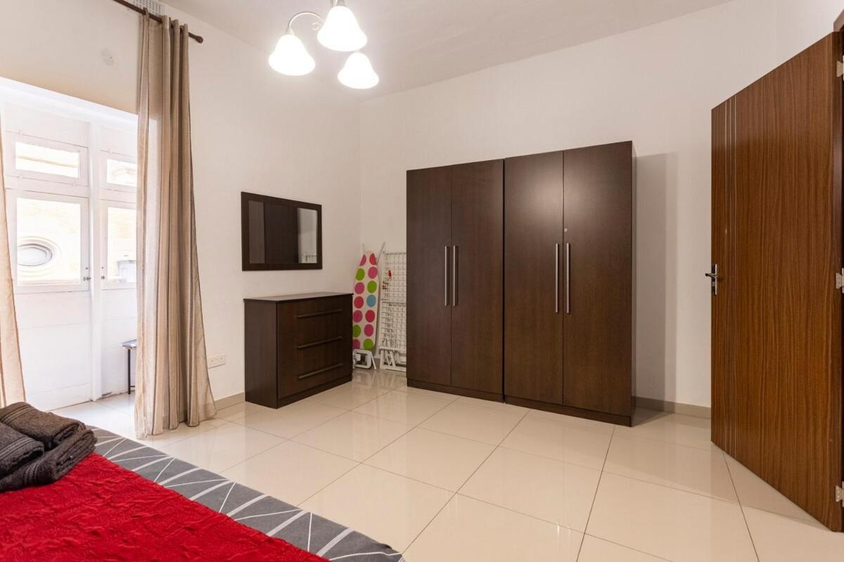 Superbly Located Cosy 2-Bedroom Apartment Valletta Zewnętrze zdjęcie